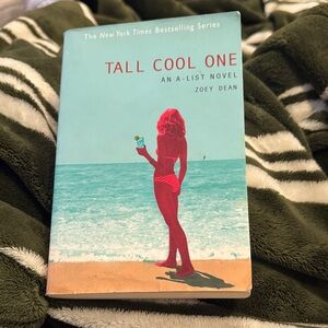 Tall Cool One Novel by Zoey Dean